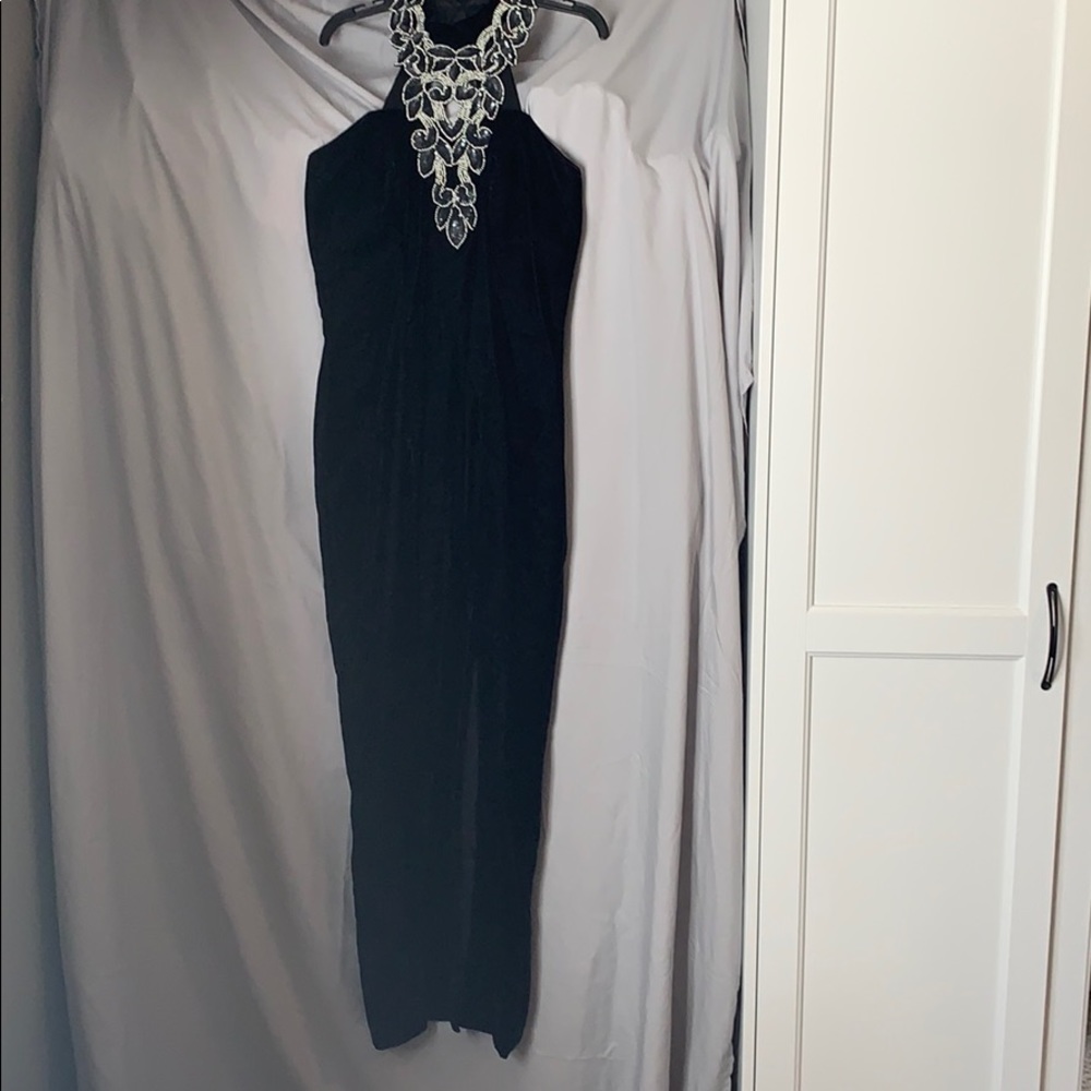 Velvet prom/formal dress with sequin details sz8